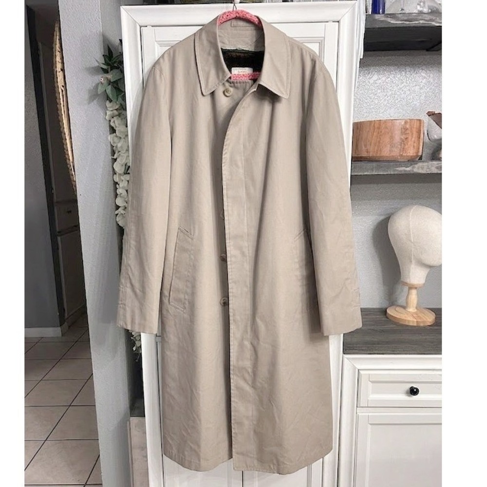 Men's Tan Long Trench Coat Faux Fur Lining 44 LARGE Winter Fall Vintage